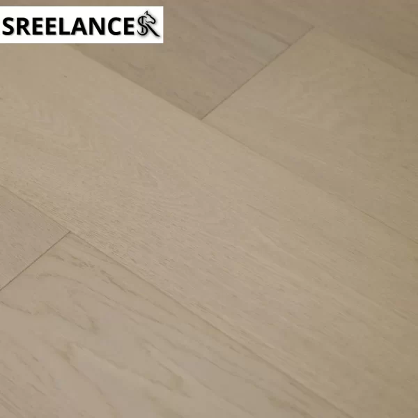 A/B Grade Oak Veneer-SPC Floor with Light White Oil Treatment